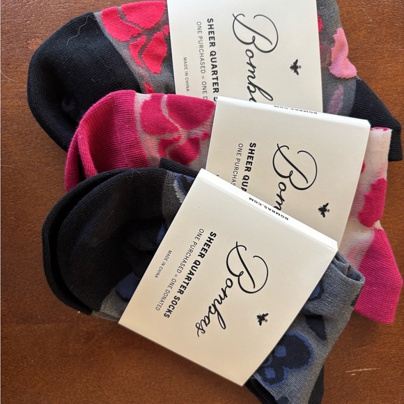 Bombas Sheer Quarter Socks – 3-Pack (Pomegranate Pack) | NWT - Picture 2 of 4